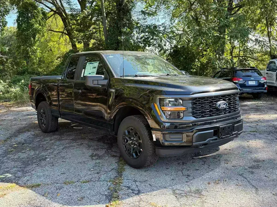 2025 Ford F-150 STX photo 1