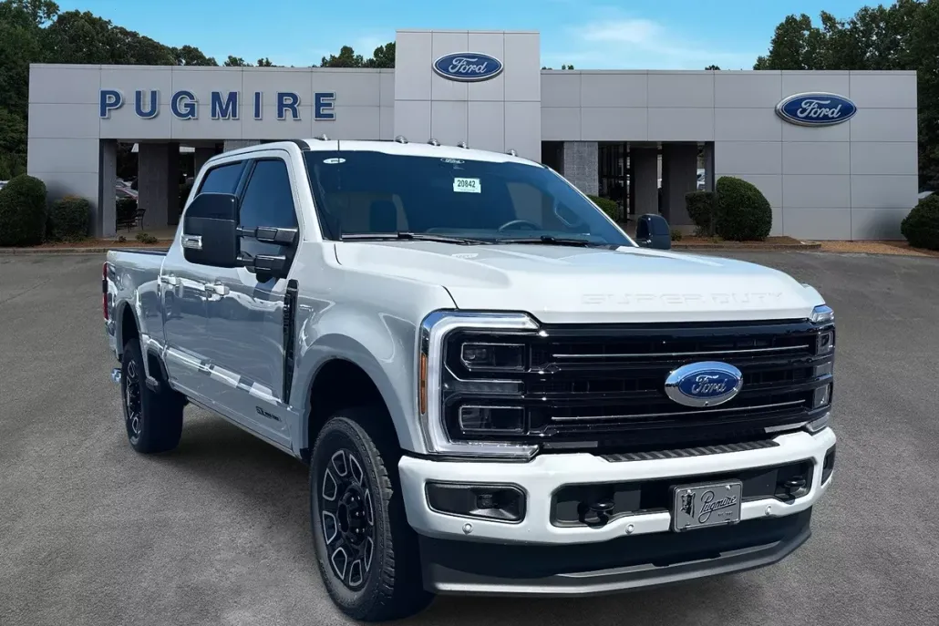 2026 Ford F-250 Platinum photo 1