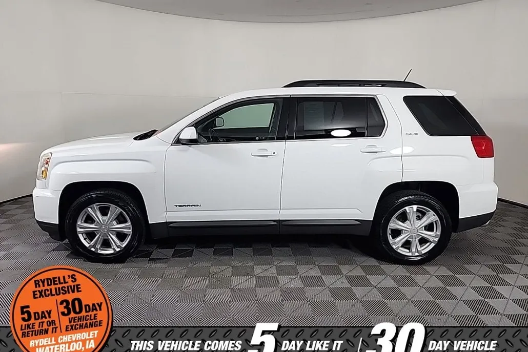 2017 Gmc Terrain SLE photo 1