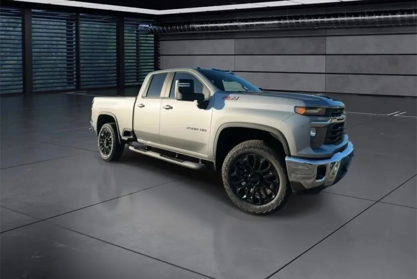 2026 Chevrolet Silverado 2500HD LT photo 1