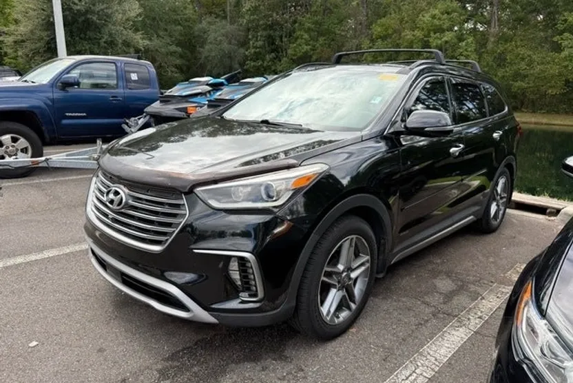 2018 Hyundai Santa Fe SE Limited Ultimate photo 1