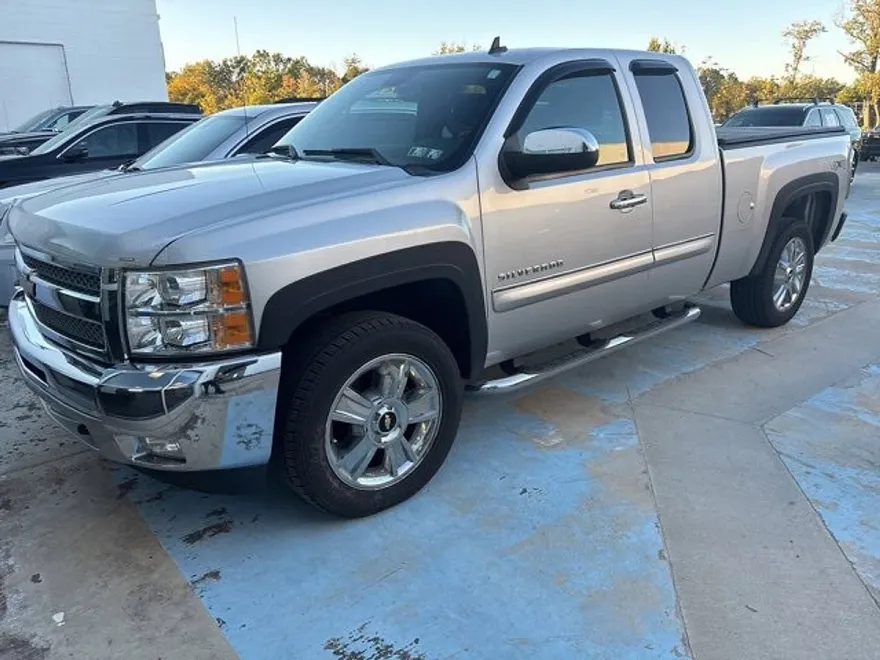 2013 Chevrolet Silverado 1500 LT photo 1