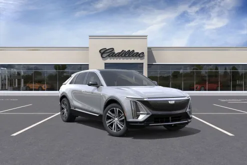 2025 Cadillac Lyriq Luxury photo 2