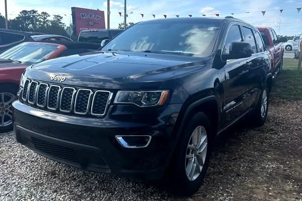2018 Jeep Grand Cherokee Laredo photo 1