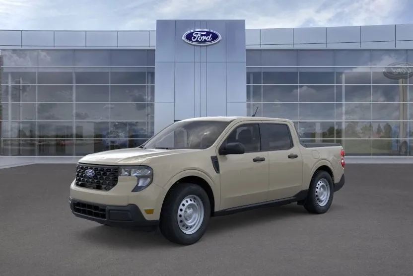 2025 Ford Maverick XL photo 1