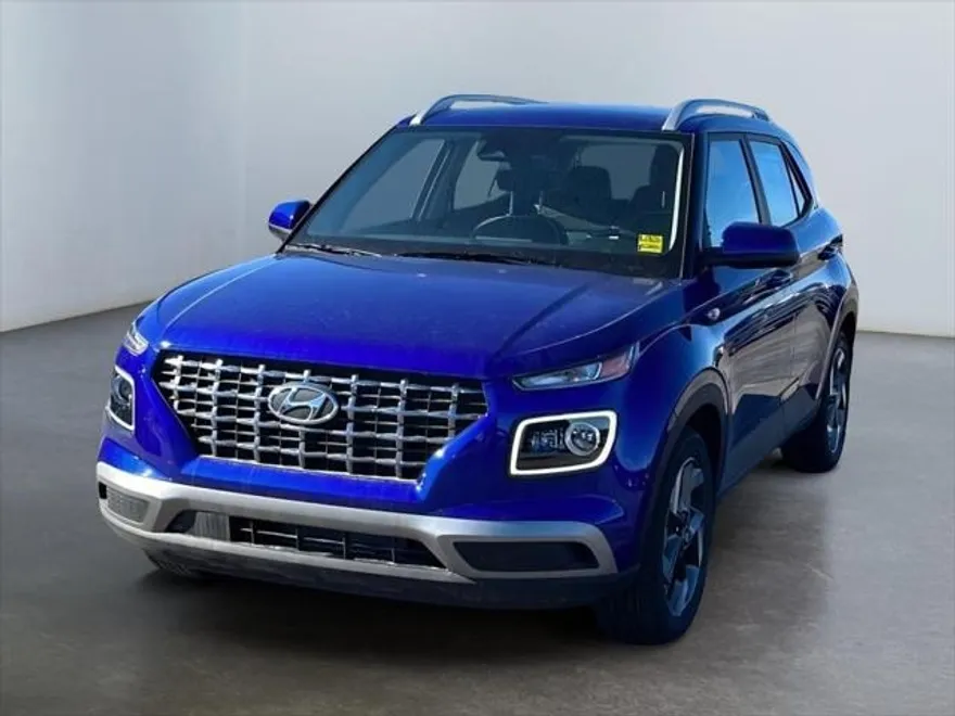 2024 Hyundai Venue Limited photo 1