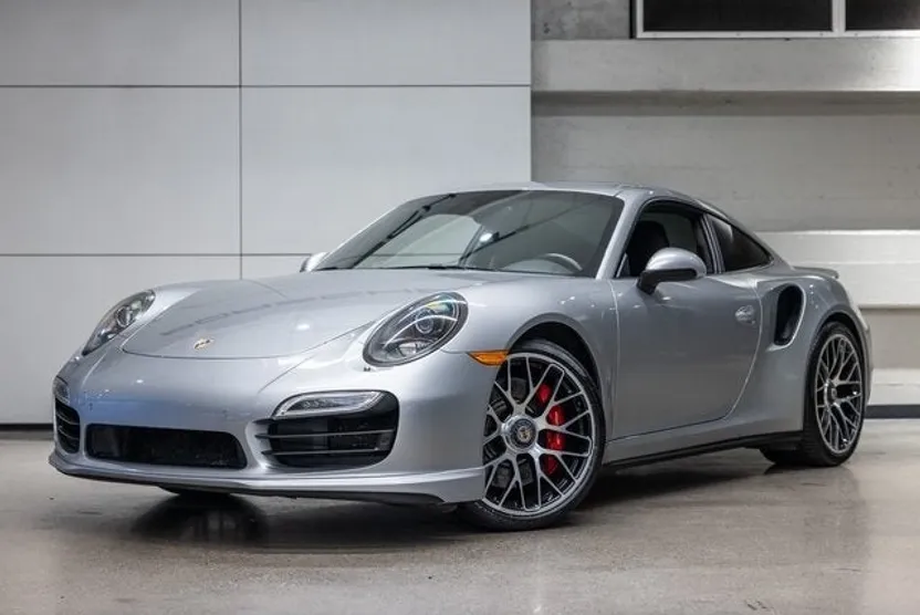 2015 Porsche 911 Turbo Coupe photo 1