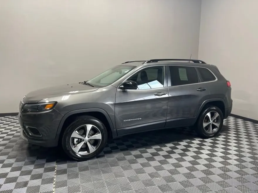 2022 Jeep Cherokee Limited photo 1