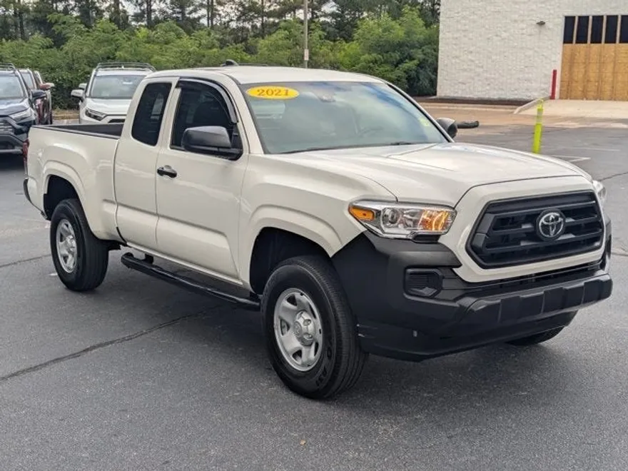 2023 Toyota Tacoma SR photo 1