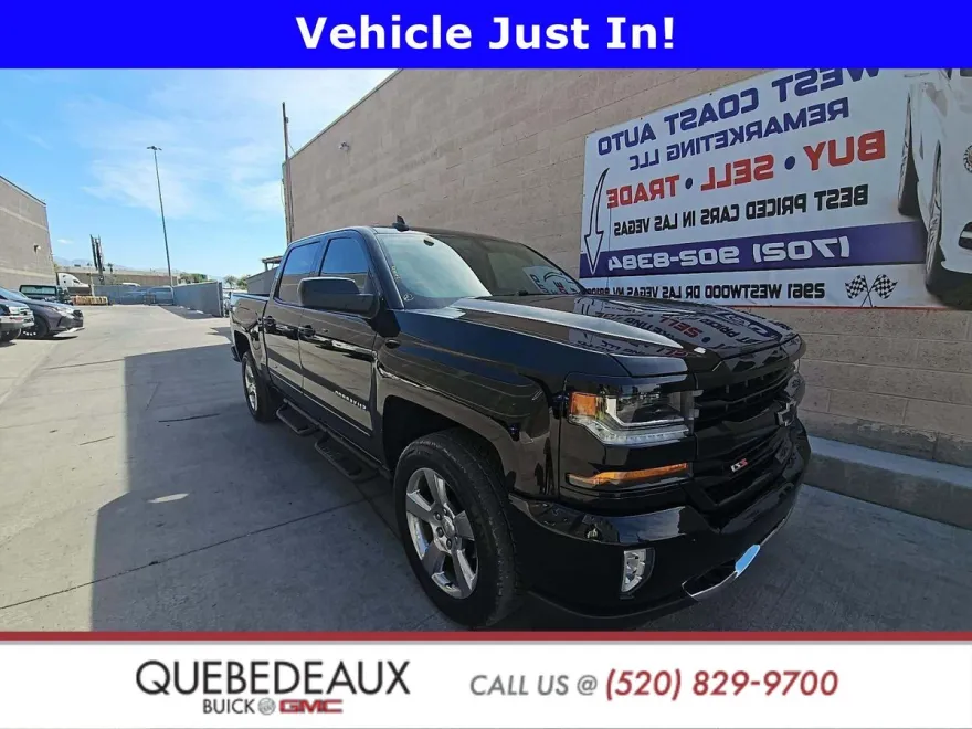 2017 Chevrolet Silverado 1500 LT photo 1