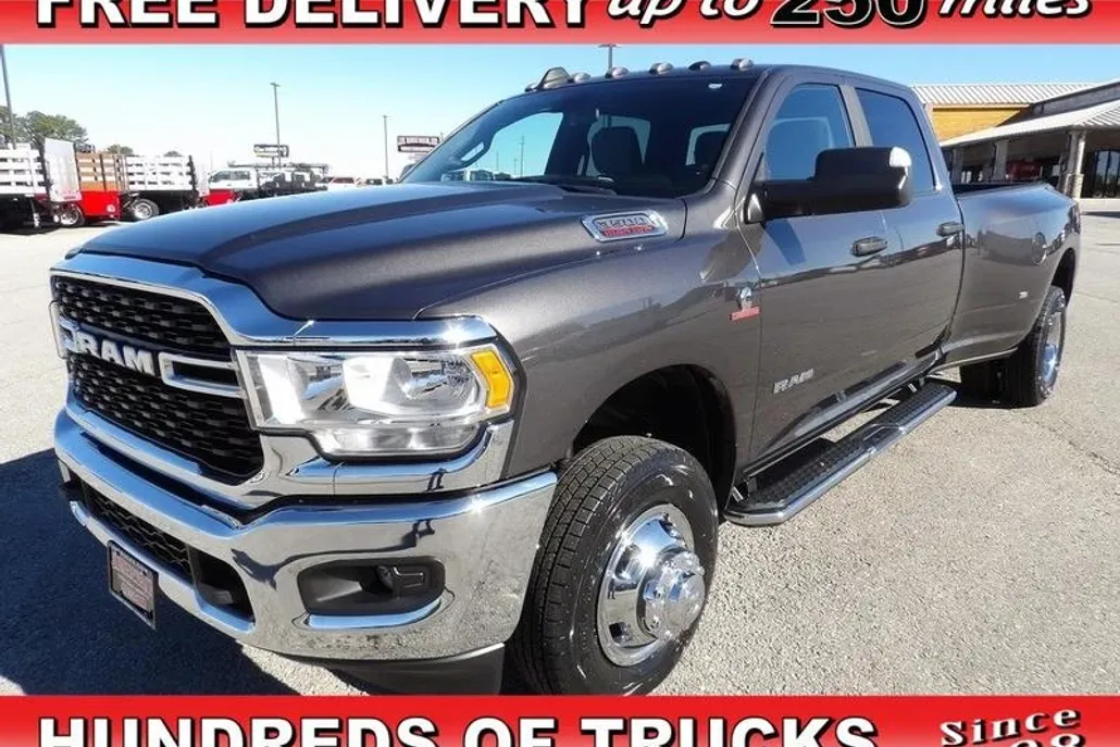 2022 Ram 3500 photo 1