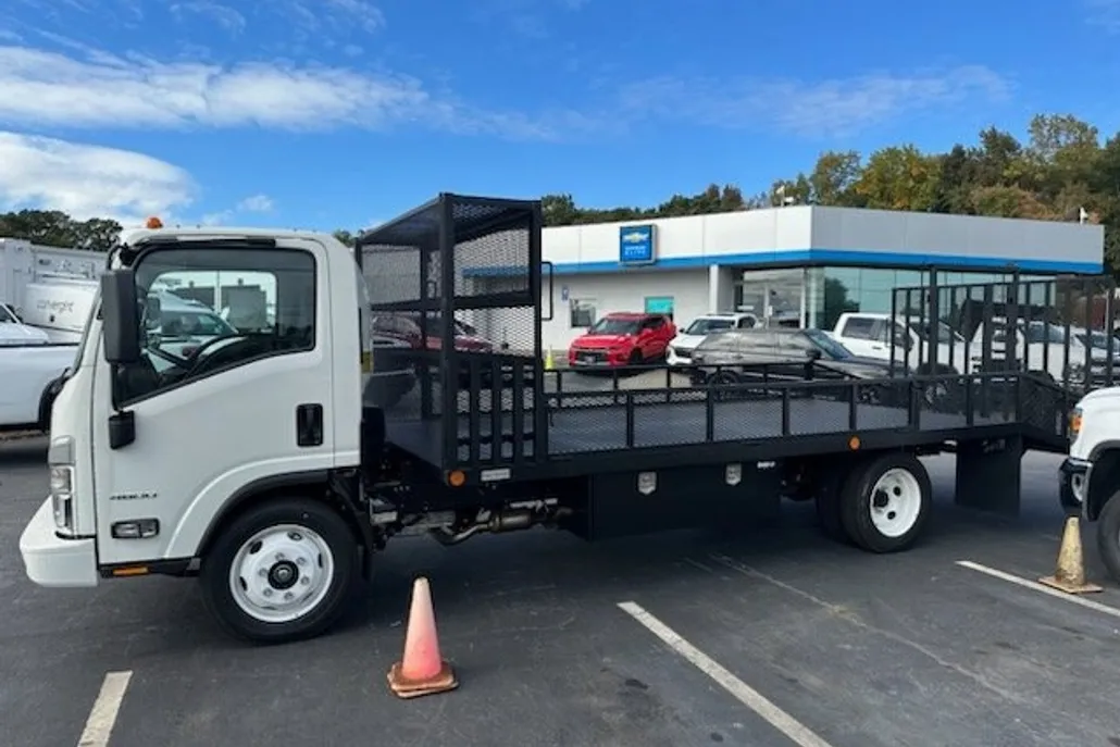2024 Chevrolet Silverado 4500HD photo 1