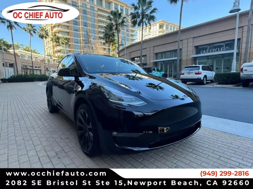 2022 Tesla Model Y Long Range photo 1