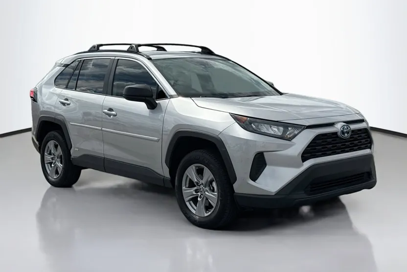 2022 Toyota RAV4 Hybrid LE photo 1