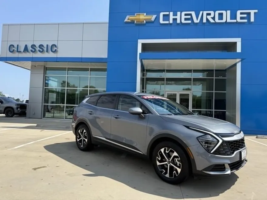 2025 Kia Sportage EX photo 1