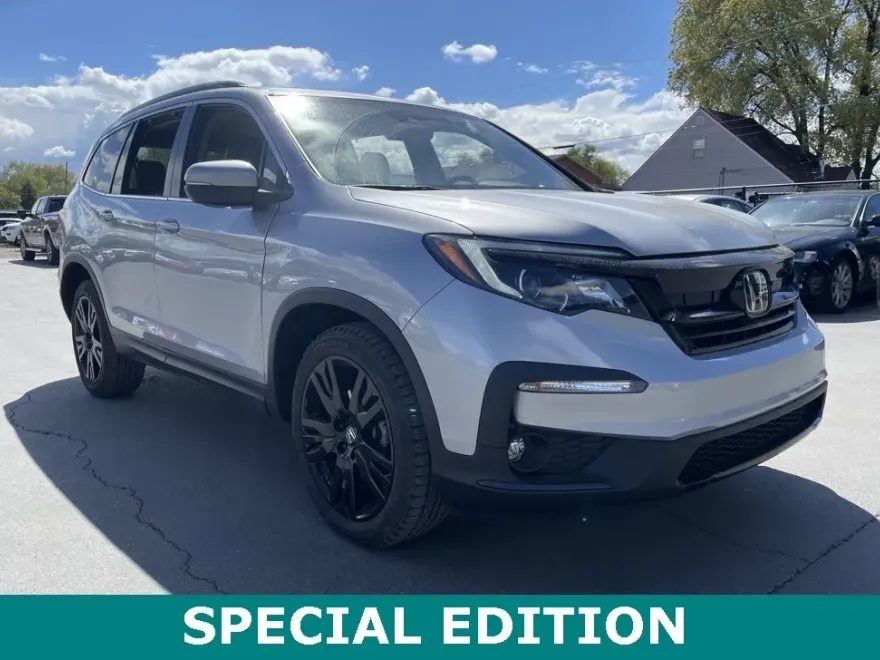2022 Honda Pilot Special Edition photo 1