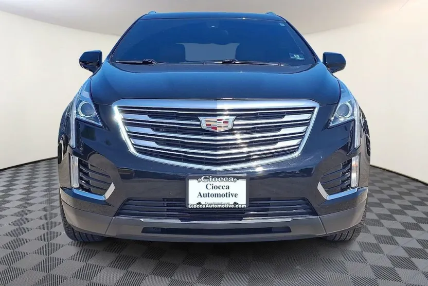 2017 Cadillac XT5 Base photo 1