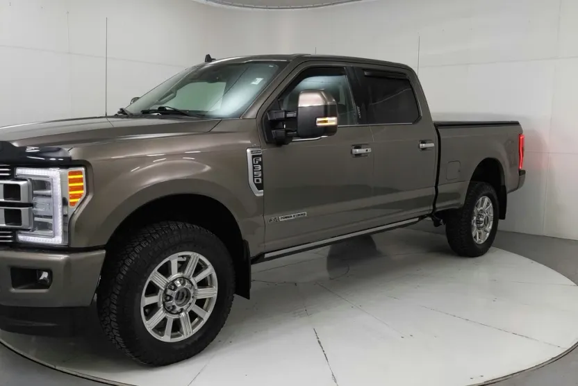 2019 Ford F-350 Limited photo 1