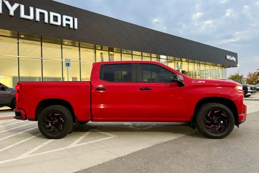 2020 Chevrolet Silverado 1500 RST photo 1