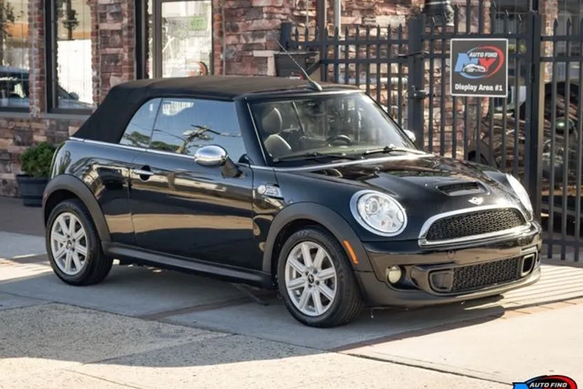 2012 Mini Cooper Convertible S photo 1