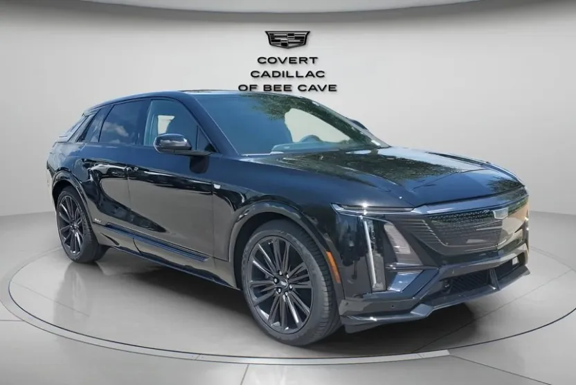 2026 Cadillac Lyriq photo 1