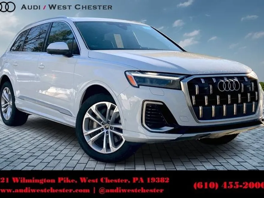 2025 Audi Q7 55 Premium Plus photo 1