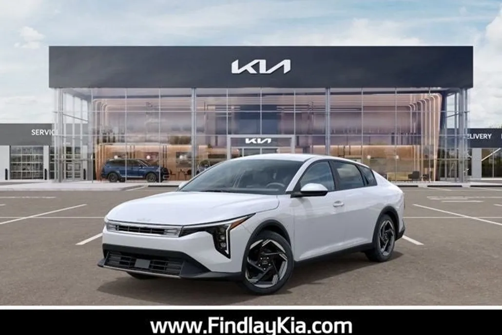 2025 Kia K4 EX photo 1