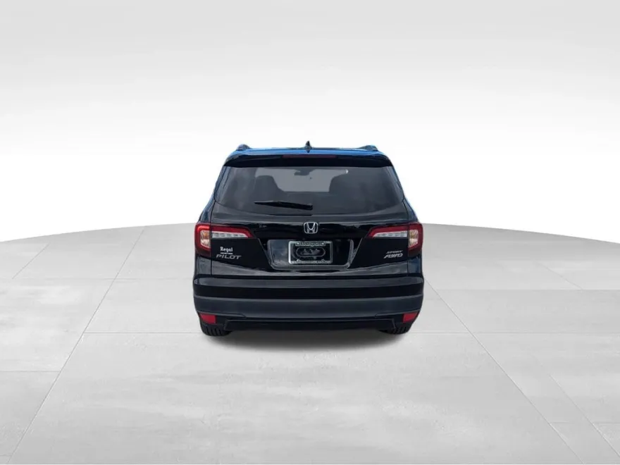 2022 Honda Pilot Sport photo 1