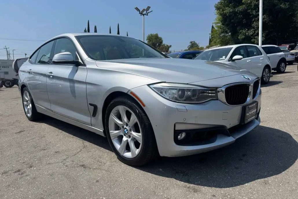 2015 Bmw 335i GT photo 1