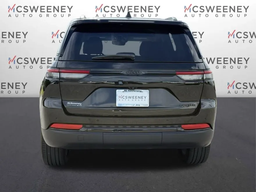 2023 Jeep Grand Cherokee Limited photo 1