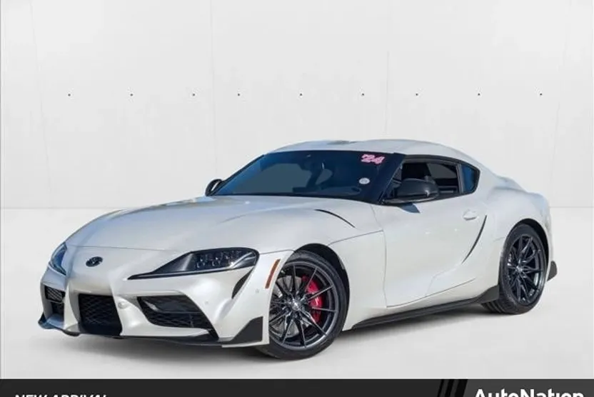 2024 Toyota Supra 3.0 Premium photo 1