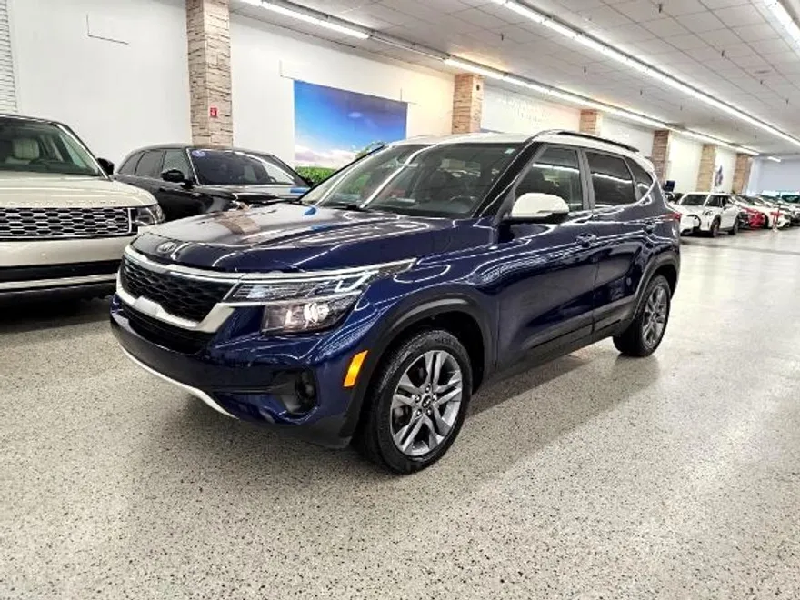 2021 Kia Seltos S photo 1