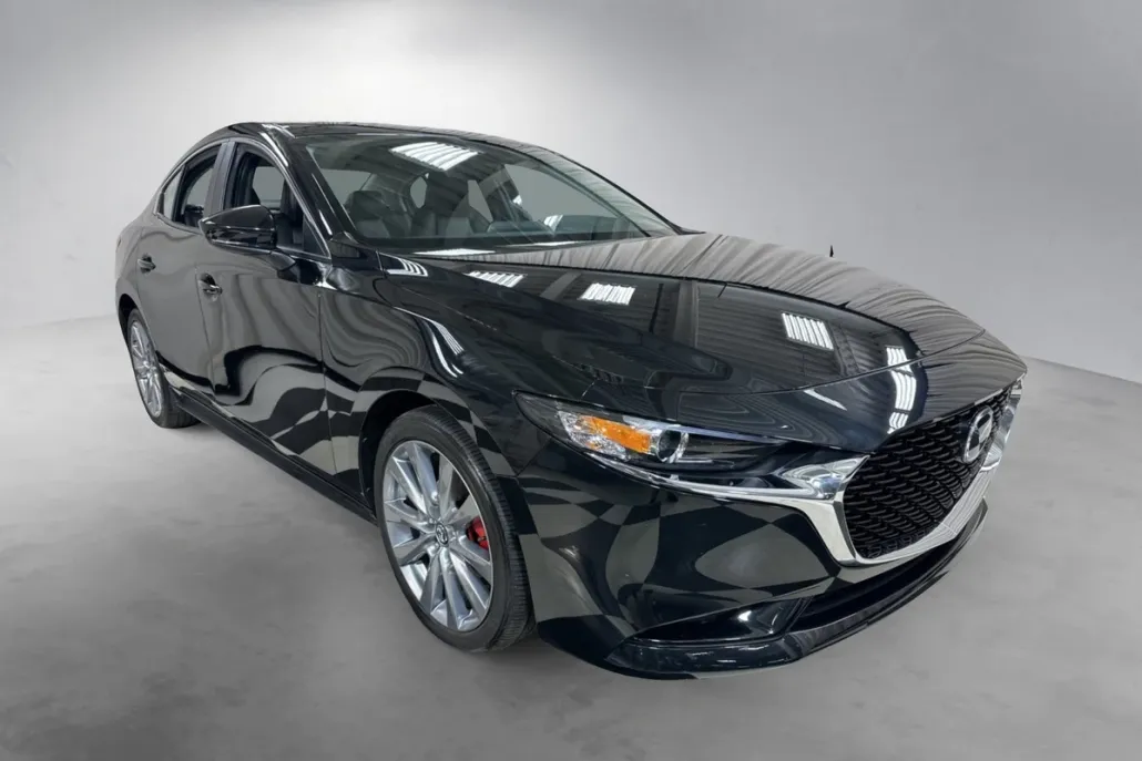2023 Mazda Mazda3 2.5 s Preferred photo 1