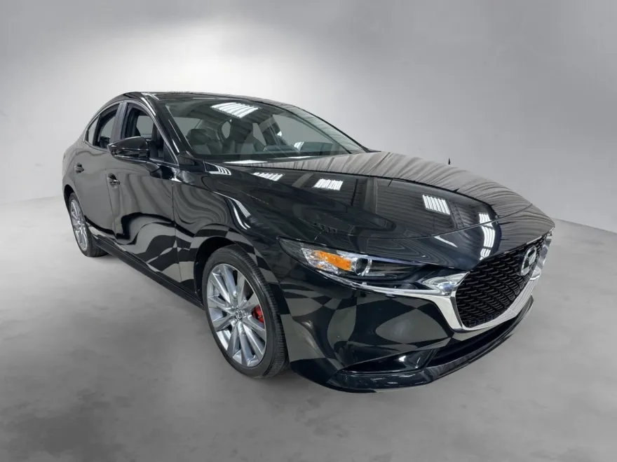 2023 Mazda Mazda3 2.5 s Preferred photo 1