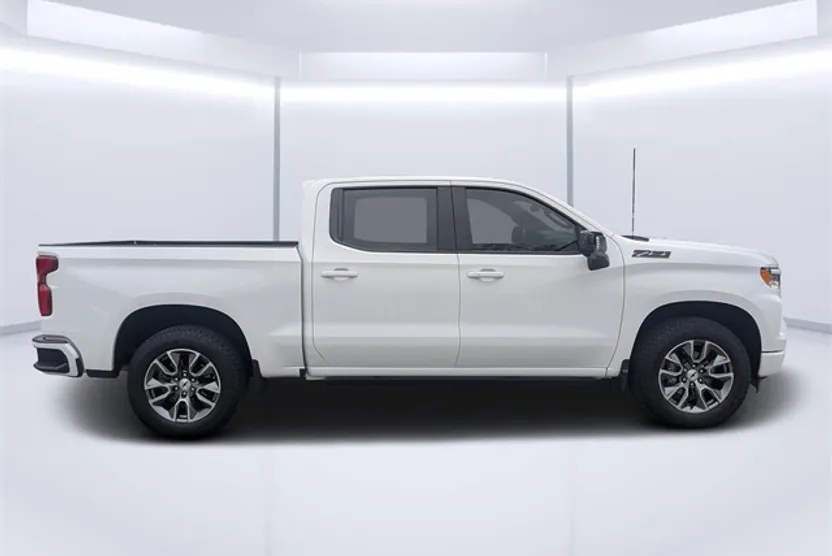 2024 Chevrolet Silverado 1500 RST photo 1