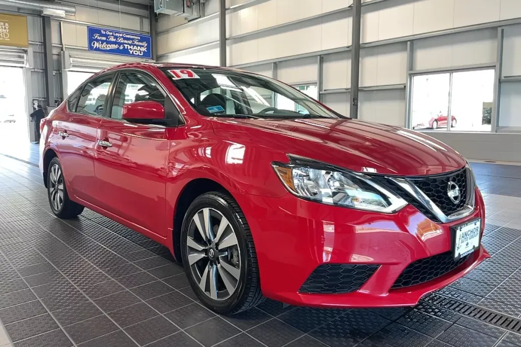 2019 Nissan Sentra SV photo 1