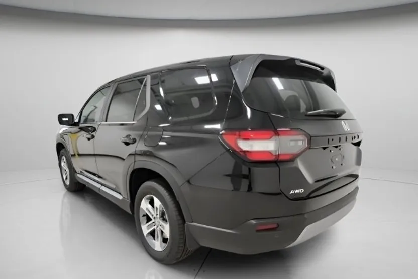 2025 Honda Pilot EX-L photo 1