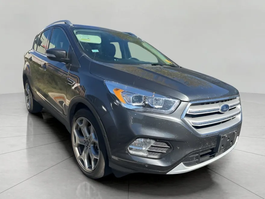 2019 Ford Escape Titanium photo 1