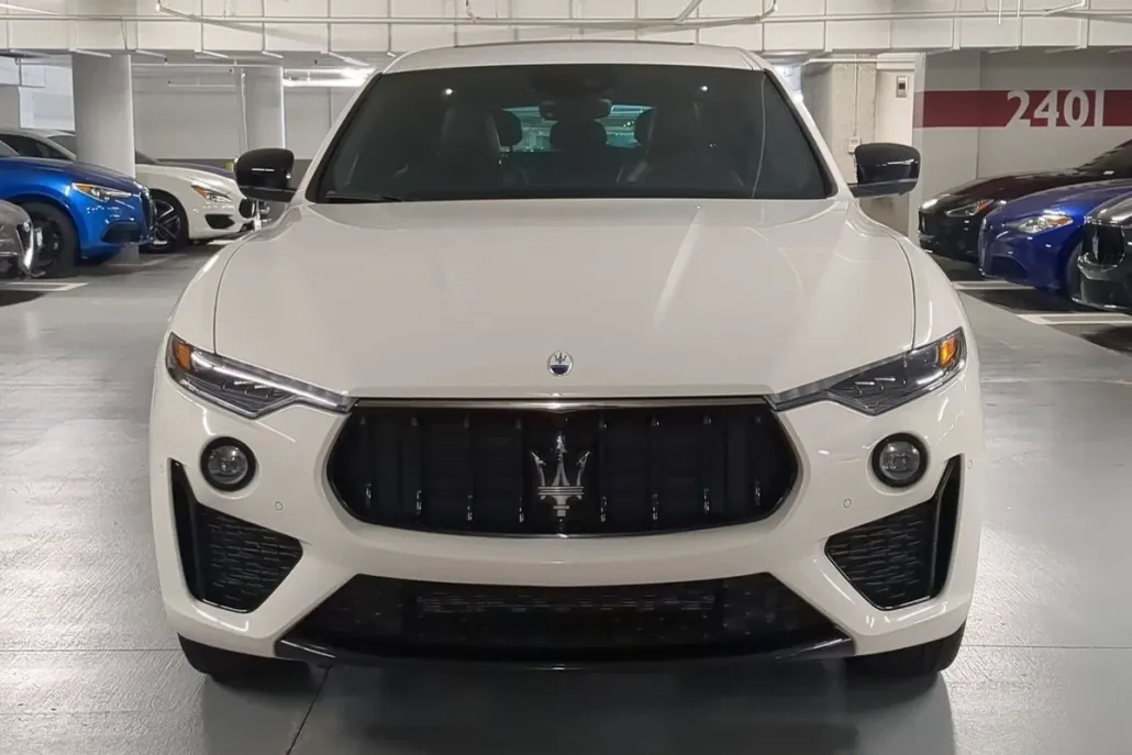 2024 Maserati Levante Modena photo 1