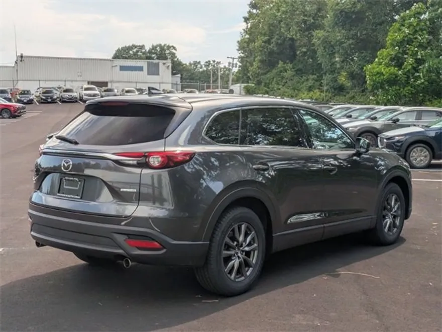 2023 Mazda CX-9 Touring photo 1
