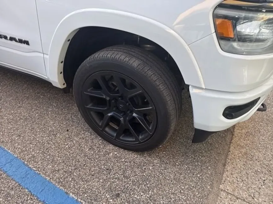 2021 Ram 1500 Laramie photo 1