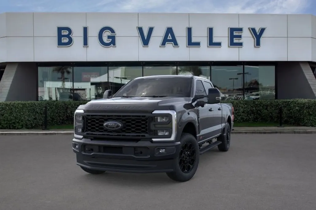 2025 Ford F-250 photo 1