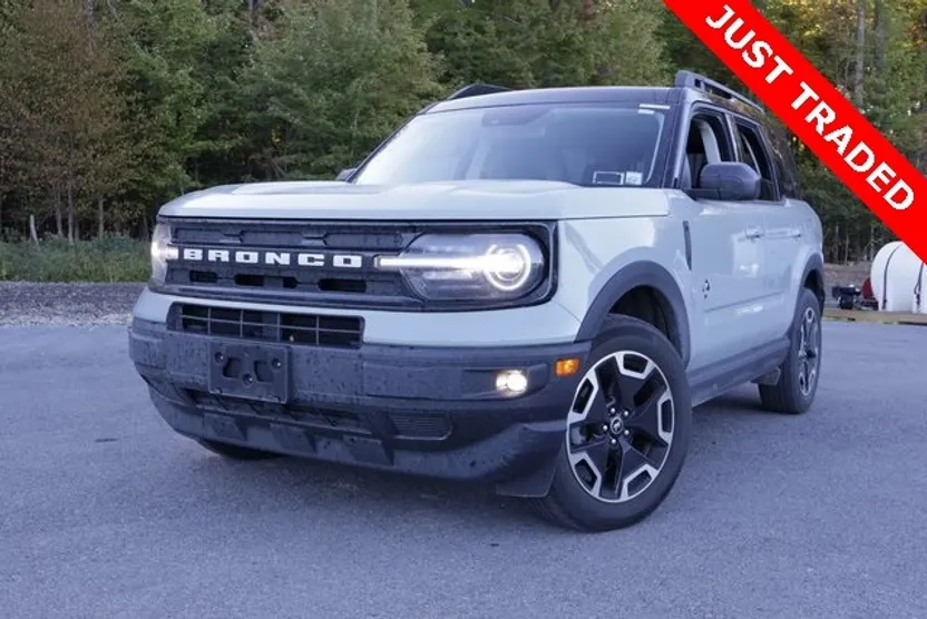 2024 Ford Bronco Sport Outer Banks photo 1
