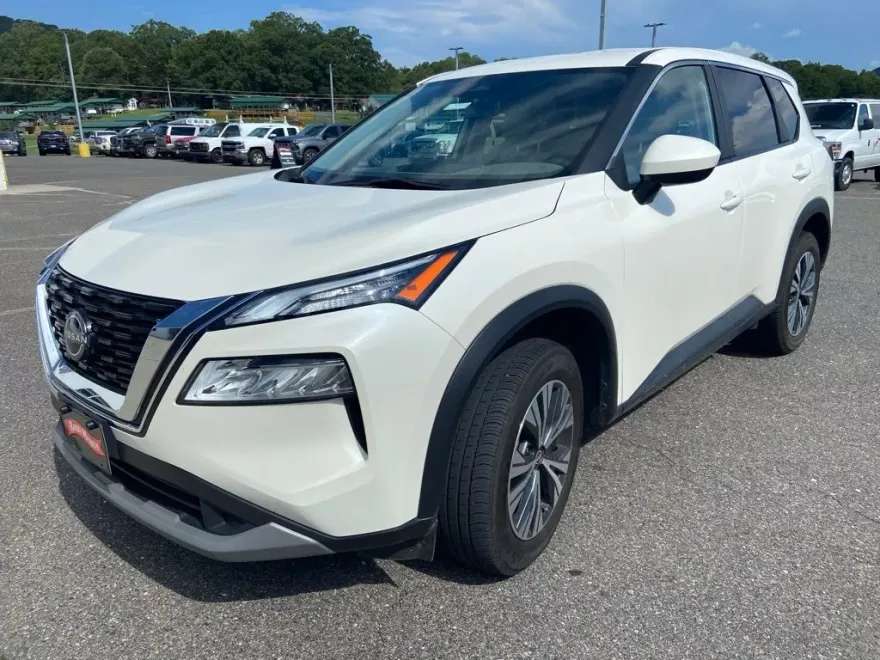 2023 Nissan Rogue SV photo 1