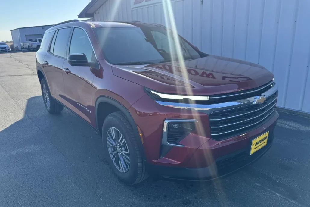 2026 Chevrolet Traverse photo 1