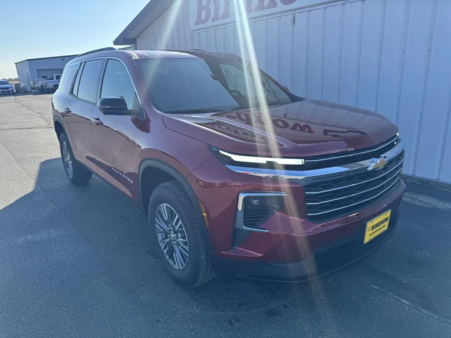 2026 Chevrolet Traverse photo 1