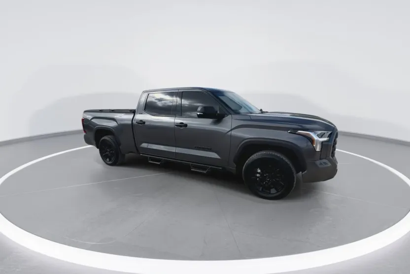 2023 Toyota Tundra SR5 photo 1