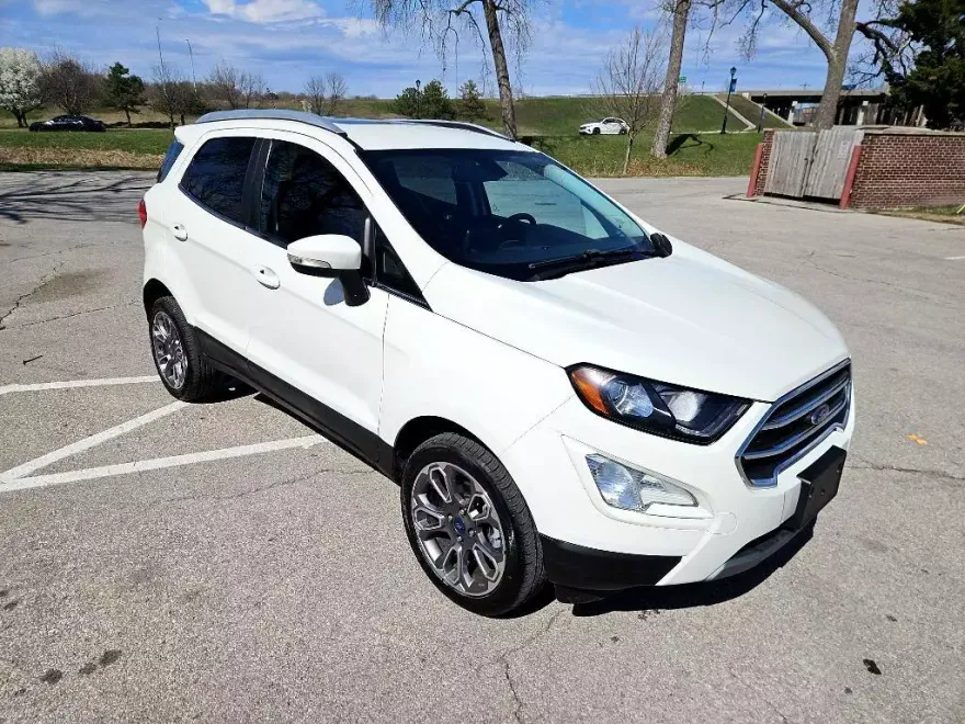 2020 Ford EcoSport Titanium photo 3
