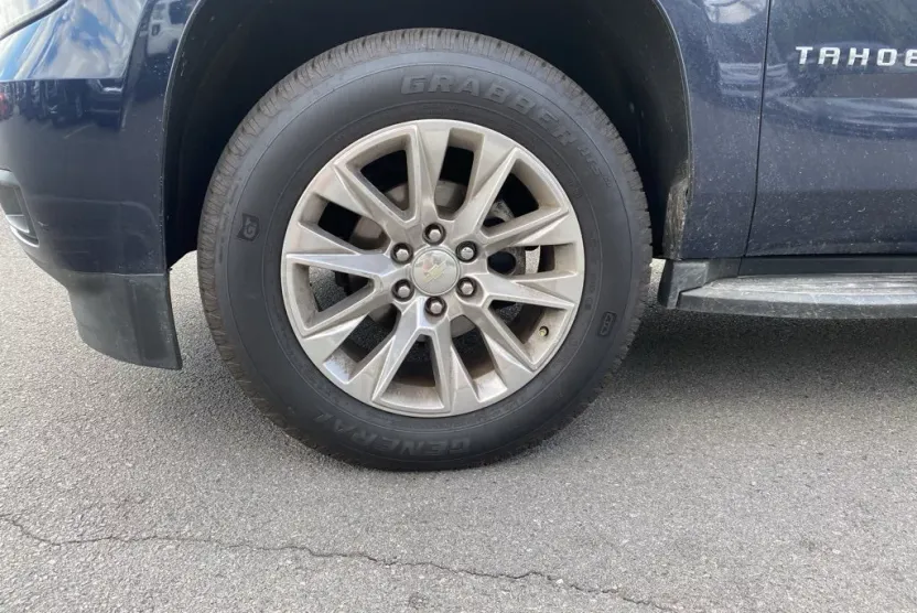 2020 Chevrolet Tahoe LS photo 1