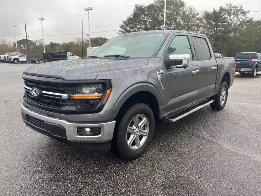 2024 Ford F-150 XLT photo 1